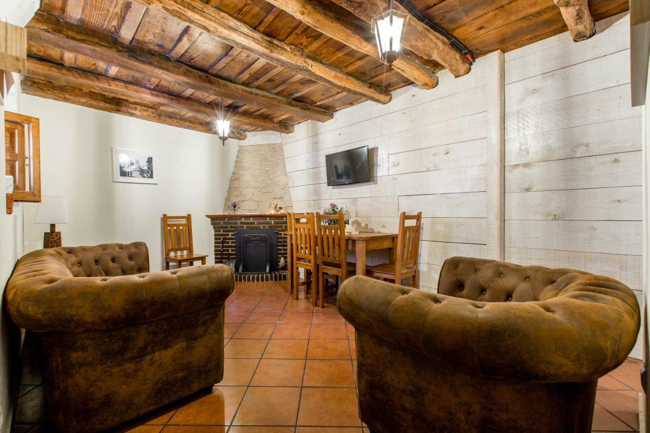 La Chova Villa Piedralaves Exterior photo